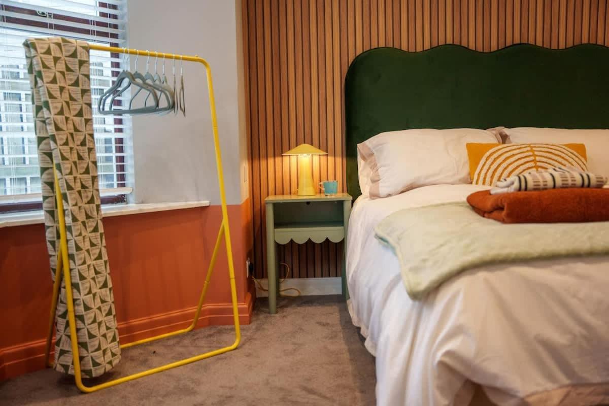 Apartment Hideaway - 2 Bed Near Station And Conference Centre